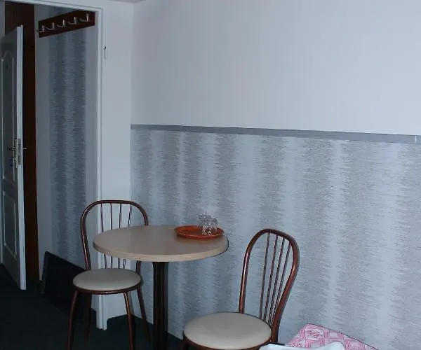 게스트하우스 Raad Na Uroczysku 스클라르스카포렘바